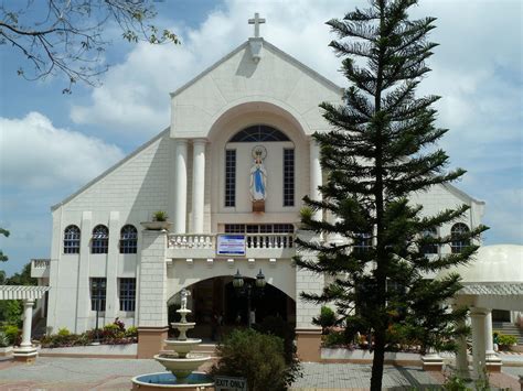 catholic church near twin lakes tagaytay